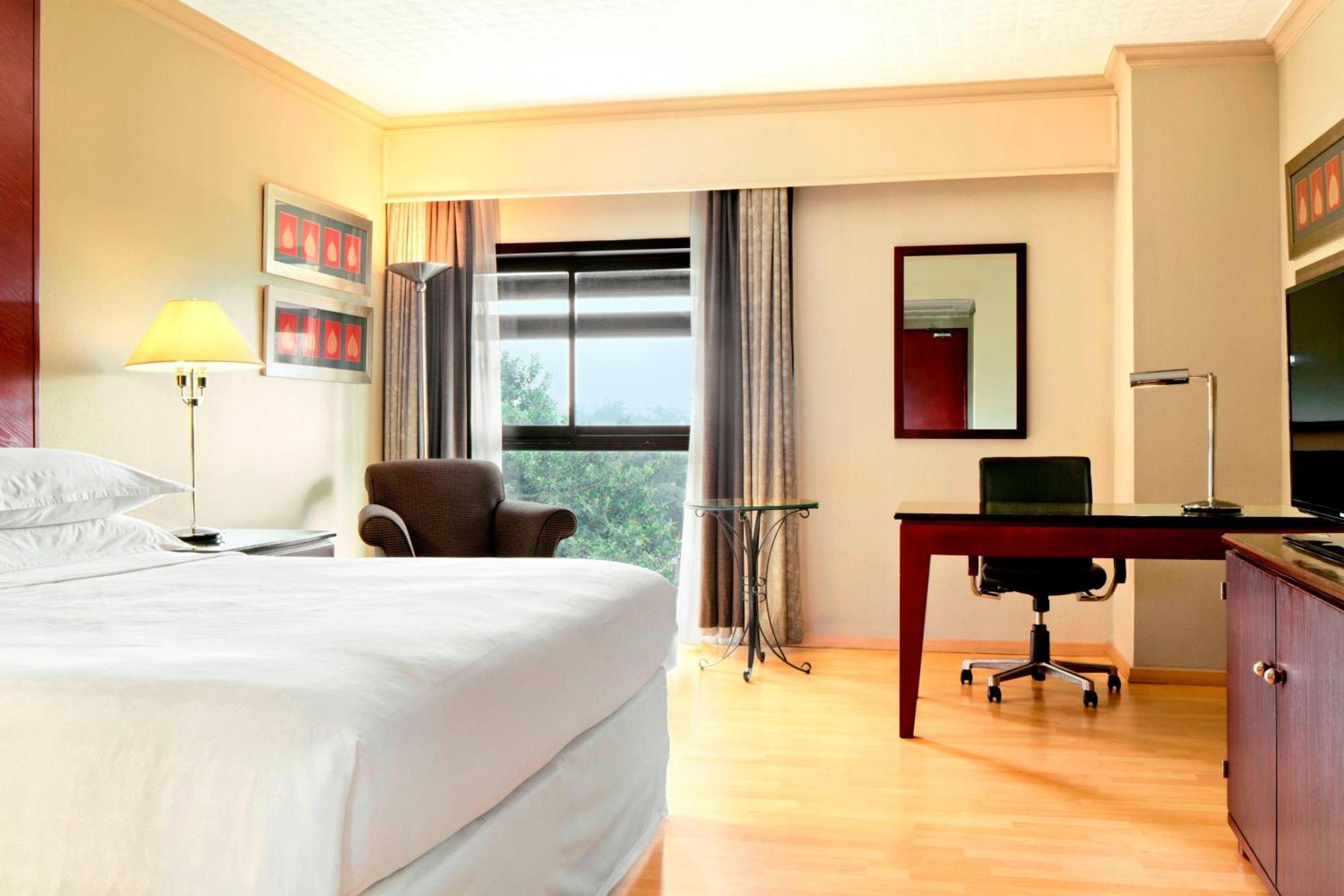 Sheraton Lagos Hotel Exterior photo